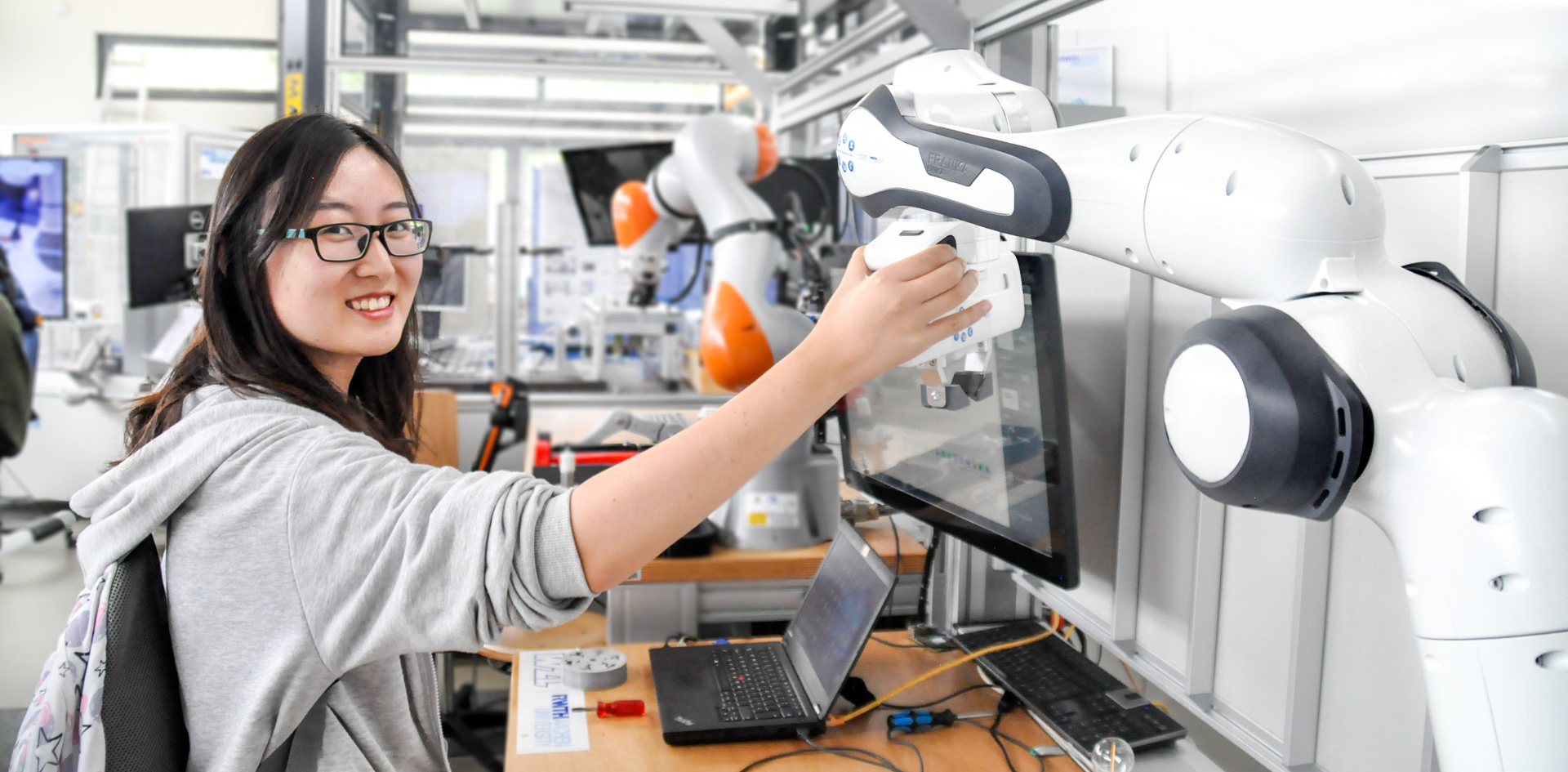 robotics-communication-networks-innovation-2021-rwth-international-academy-01